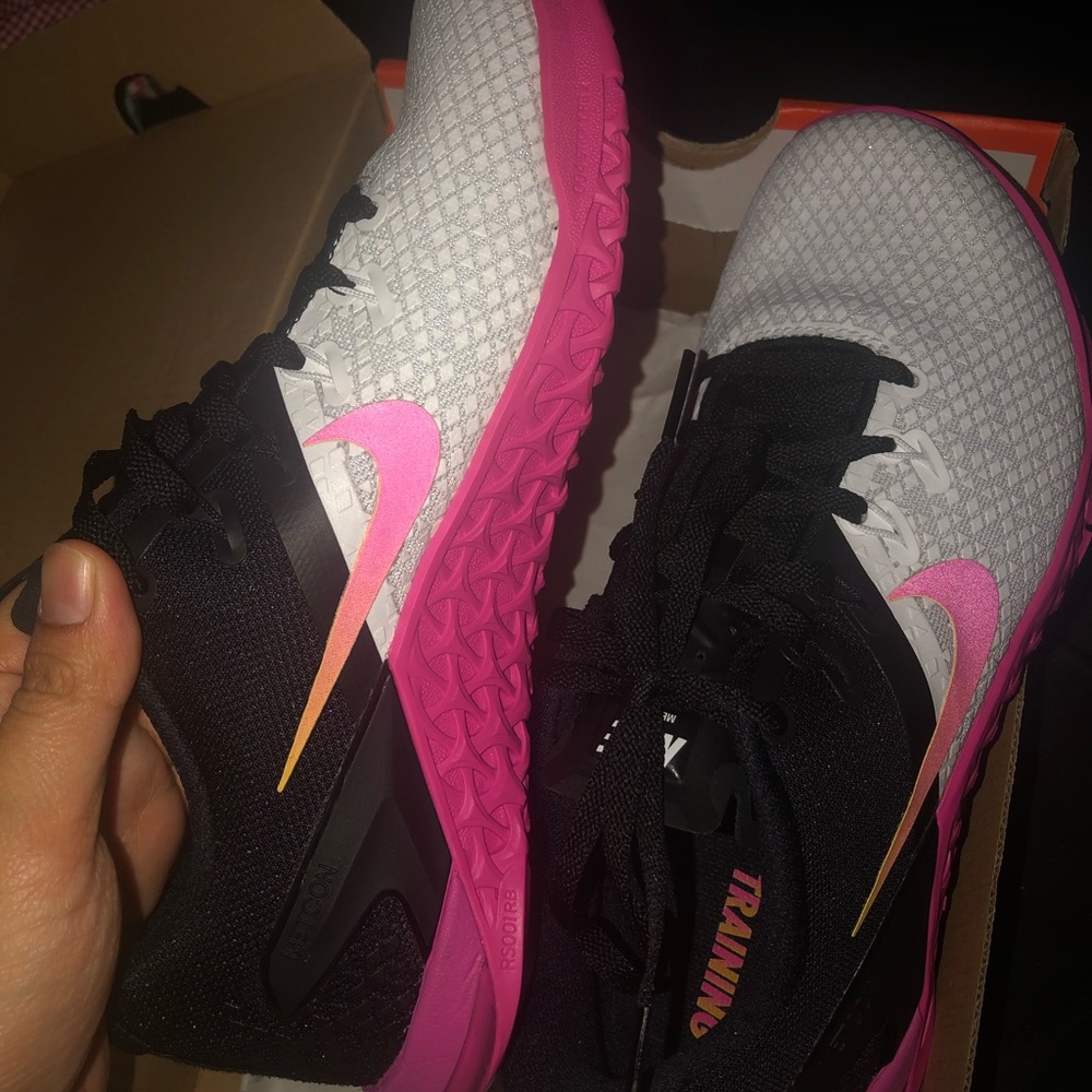 Women’s Nike shoes